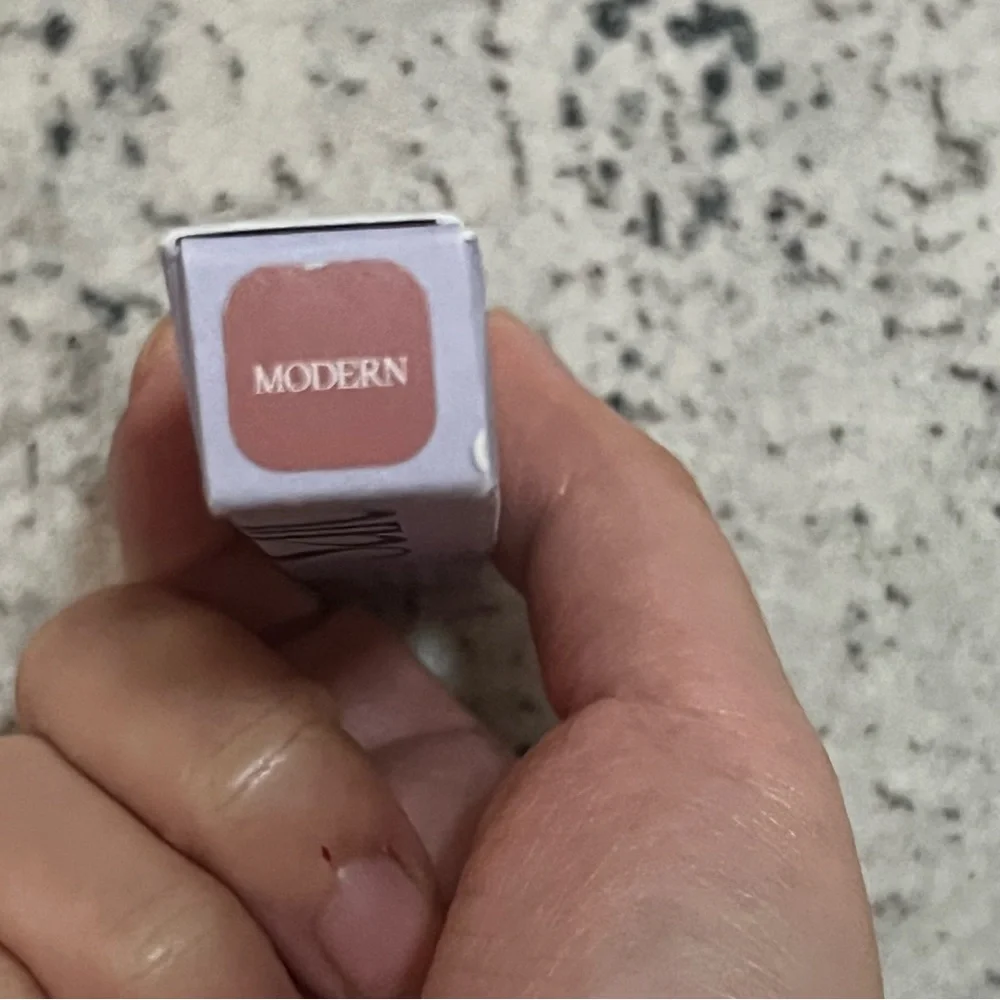 Saie Lip Blur Matte Blurring Lipstick modern June sale